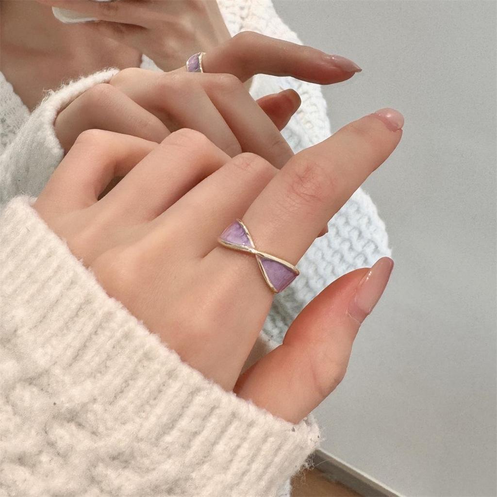 Эмаль, капельная глазурь, бабочка и перламутр, серебряное кольцо - элегантные, не тускнеющие женские украшения