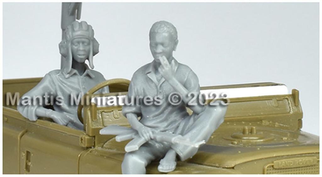 Mantis Miniature Figure Series Current Land Rover African Militia Crew Set AK Resin Kit Man35166 1/35 (for Interactive/Italeri/German Level)