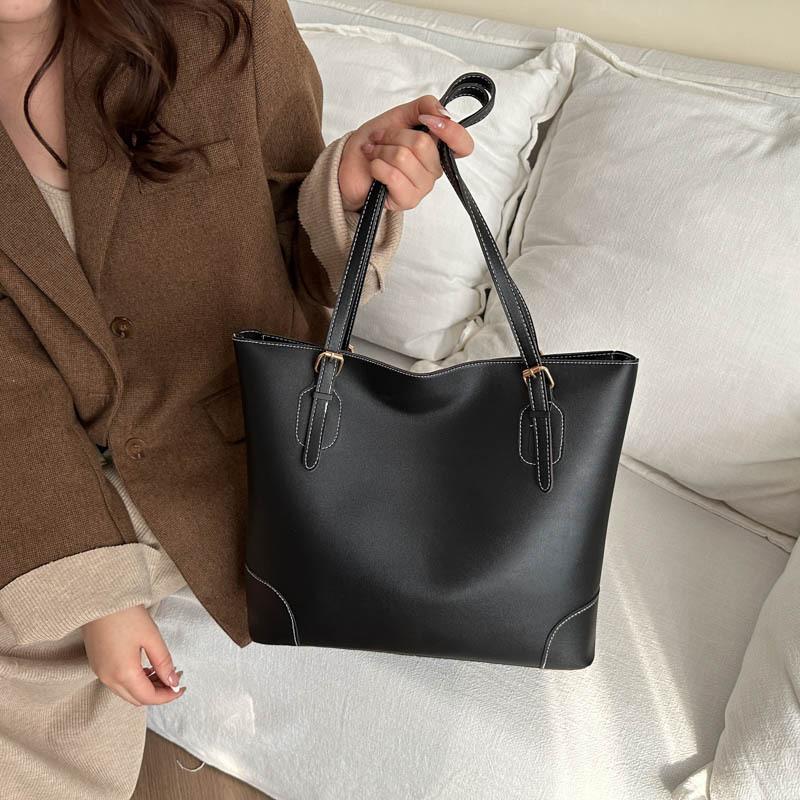 Сумка-тоут высокого класса однотонная Новая женская сумка Большая вместимость Сумка на плечо для поездок на работу Модная темпераментная сумка под мышкой