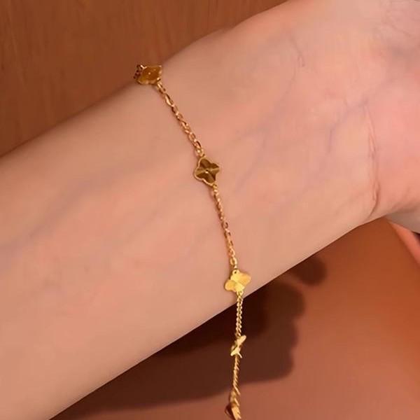 2026 Изысканный золотой браслет с матовым четырехлистником: Высококлассный китайский дизайн для женщин