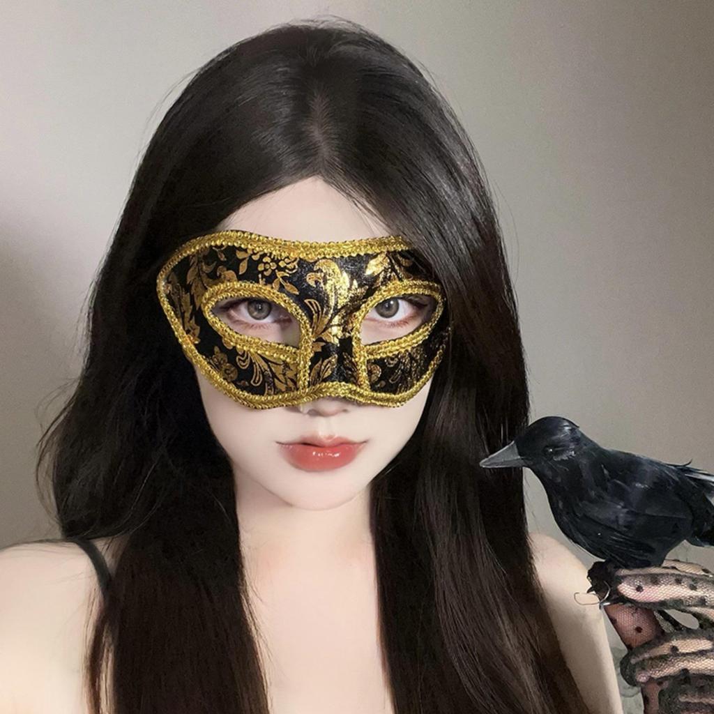 Сексуальная кружевная полумаска с перьями - аксессуар для макияжа на Хэллоуин и маскарада