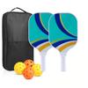 Набор для начинающих с лопатками из стекловолокна Pickleball включает в себя 2 ракетки, 2 мяча для игры в помещении, 2 мяча для улицы и 1 сумку для игры в мяч.