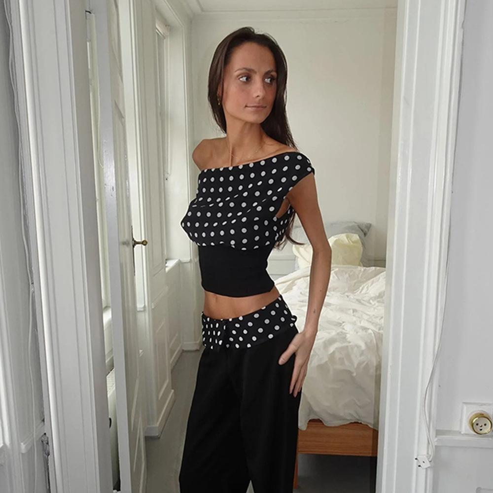 Топ с открытыми плечами, принтованный, в горошек, пэчворк, халтер, на бинтах