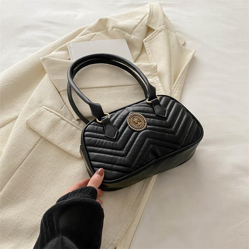 Elegant Summer Fashionable Minimalist Crossbody Bag For Women Stylish Square Design