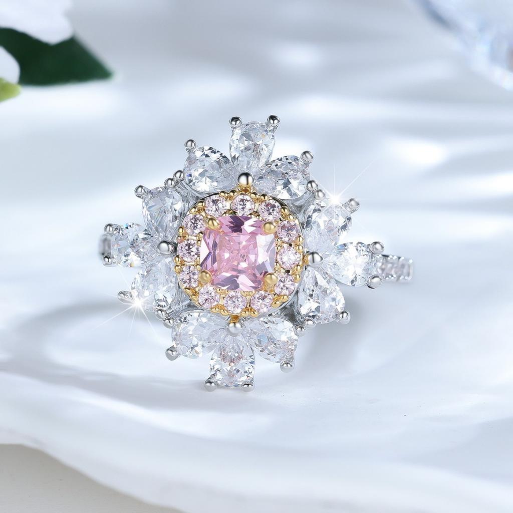 Two-color gold circumference with pink diamond ring, exquisite sparkling sweet attendance versatile ring