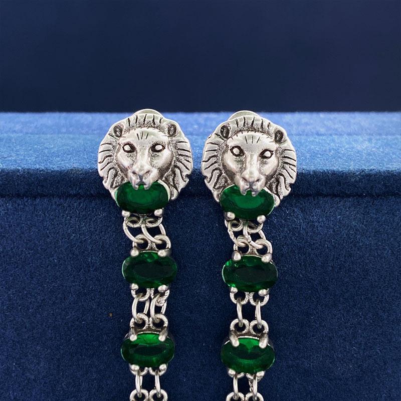 Средневековые серьги в женском стиле с изумрудным камнем, длинные серьги-гвоздики в виде головы льва, преувеличенные ретро-серьги