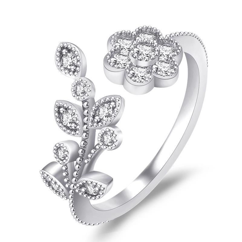 2022 Korean Fashion Women's Diamond Flash Open Ring - Stylish Hollow Design