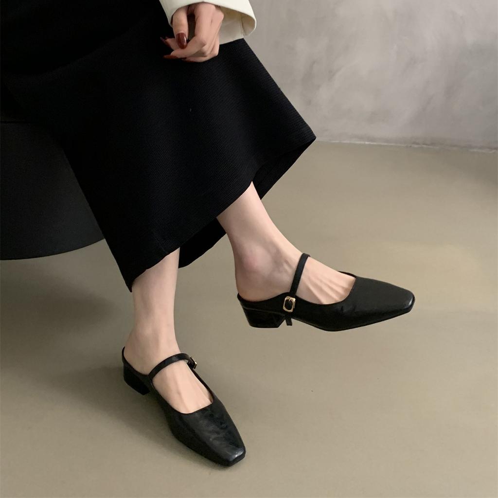 Тапочки Baotou, женская летняя верхняя одежда, весна и осень, новая корейская версия, французский вечерний бриз, темперамент, серебристые одинарные туфли на толстом каблуке