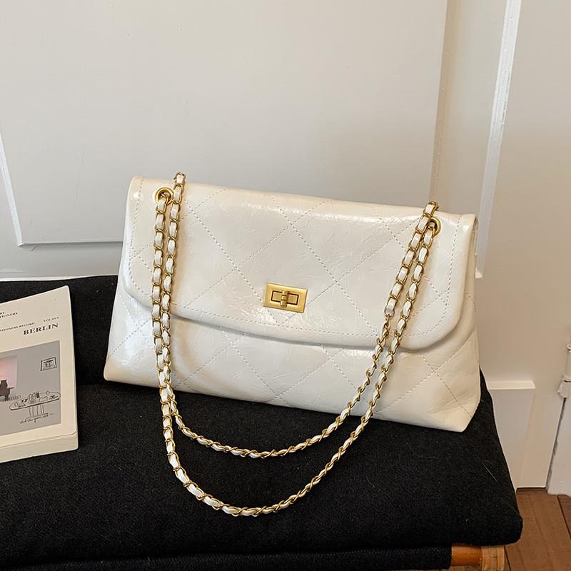 IELGY White Chain Small Square Bag Shoulder Armpit Bag