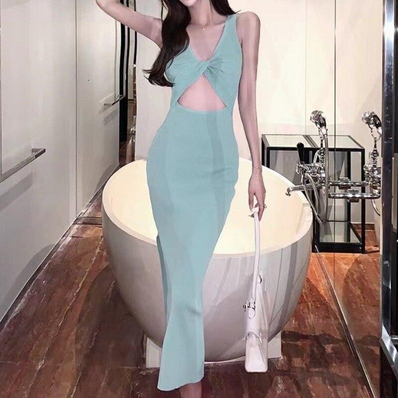 Fashion Sexy Korean Knitted Sweater Dress Women Summer V Neck Sleeveless Hollow Out Slim Bodycon Dress Femme Split Long Dresses 29094