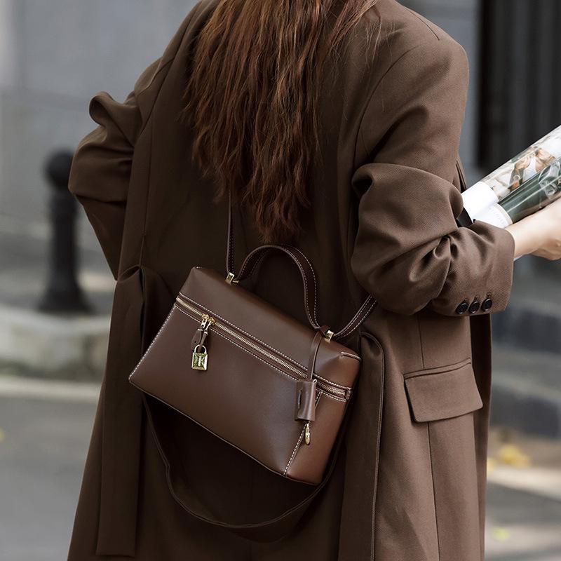 Сумка через плечо из коровьей кожи 2024 года: Элегантная осенне-зимняя мода для женщин