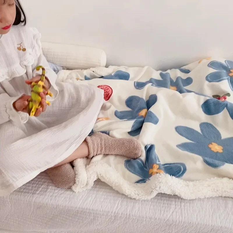 Молочное бархатное одеяло детское одеяло утолщенное бархатное одеяло ягненка утолщенное двухстороннее бархатное обеденное одеяло