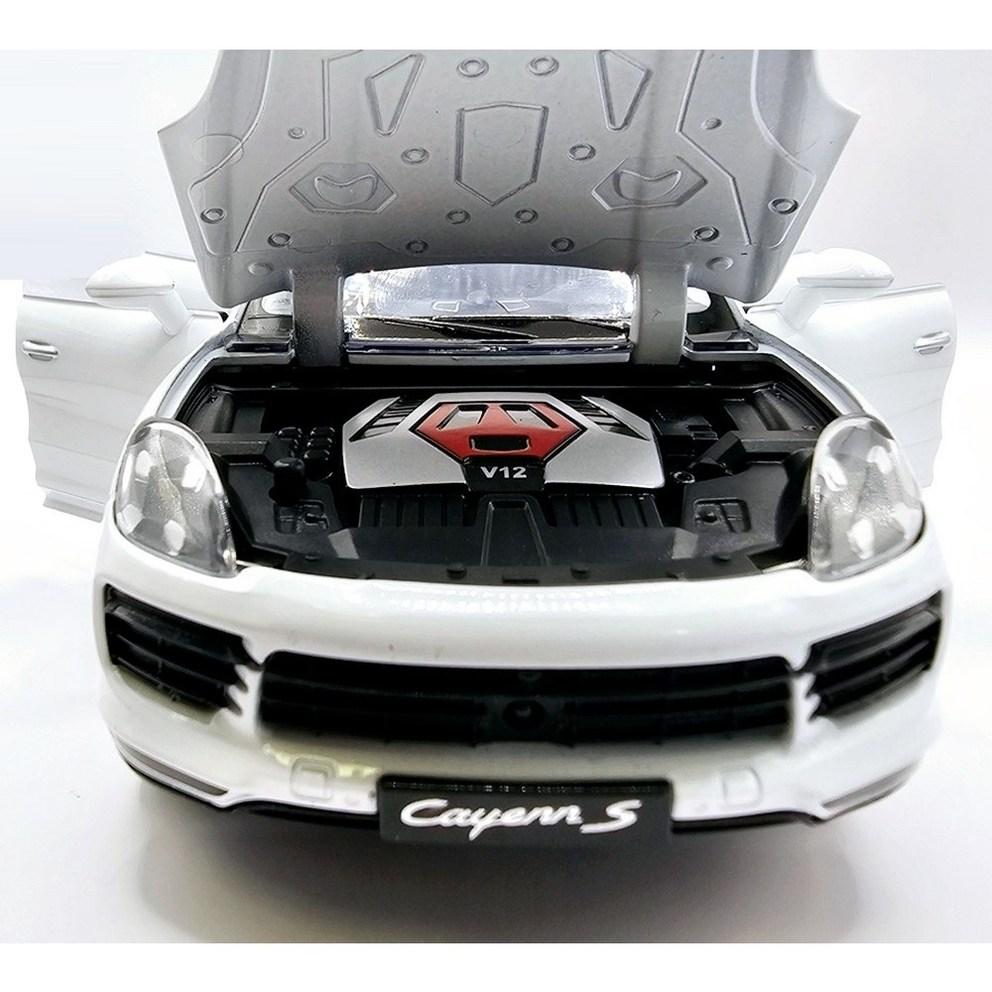 Porsche Cayenne S 1:Литая модель автомобиля в масштабе 1:24