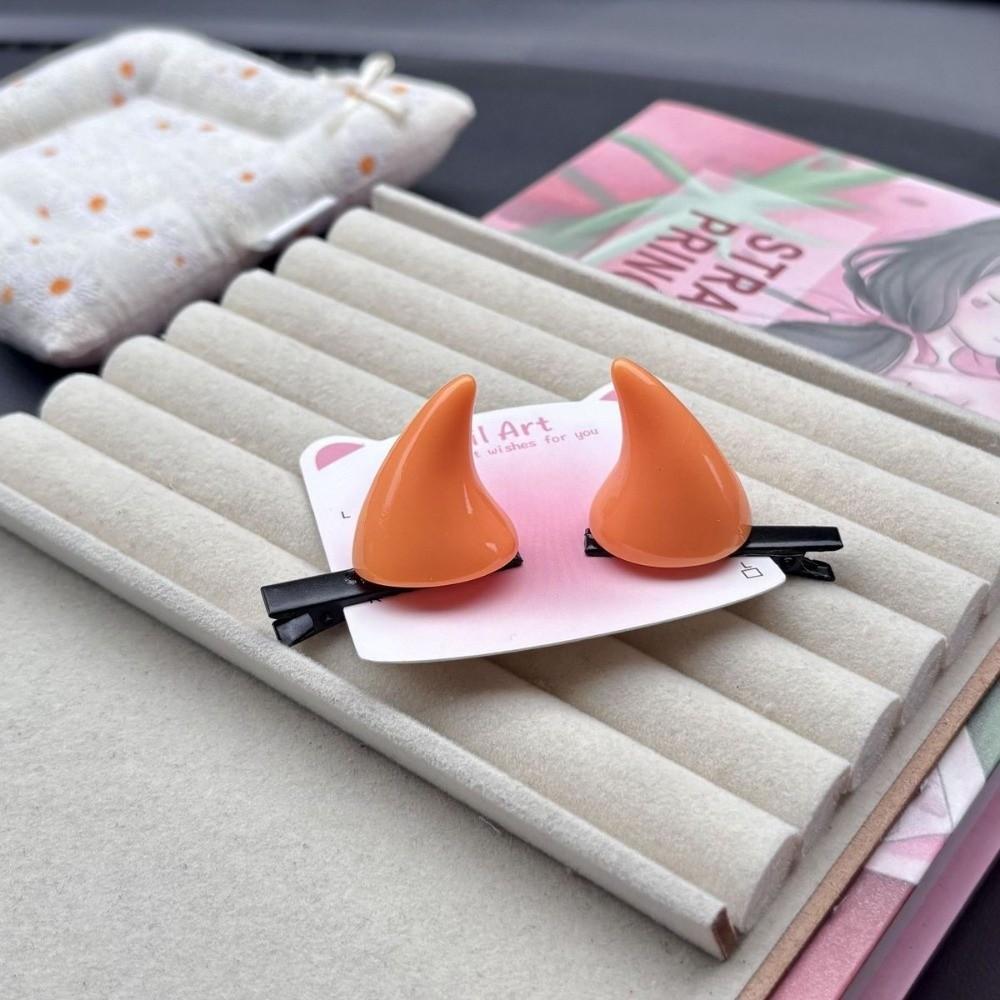 2Pcs OX Horn Shape Hair Barrettes Solid Color Duckbill Hair Clips Devil Horn Hair Clips Headwear