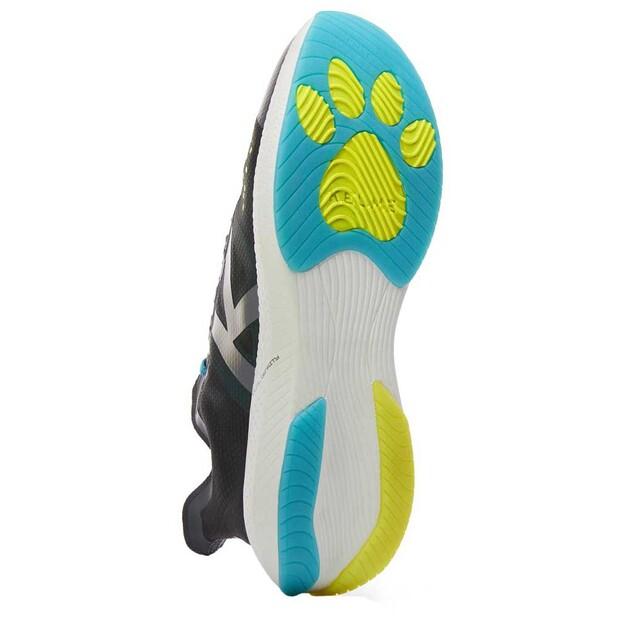 Kelme Thunderstorm беговые кроссовки