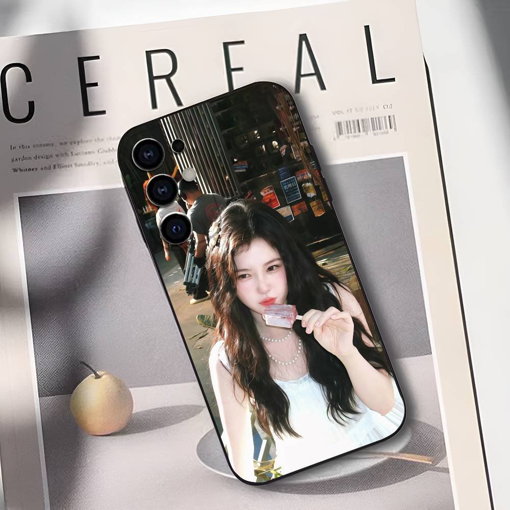 E-Esther Yu Shuxin Phone Case For Samsung S25,S24,S21,S22,S23,S30,Ultra,S20,Plus,Fe,Lite,Soft Black Cover