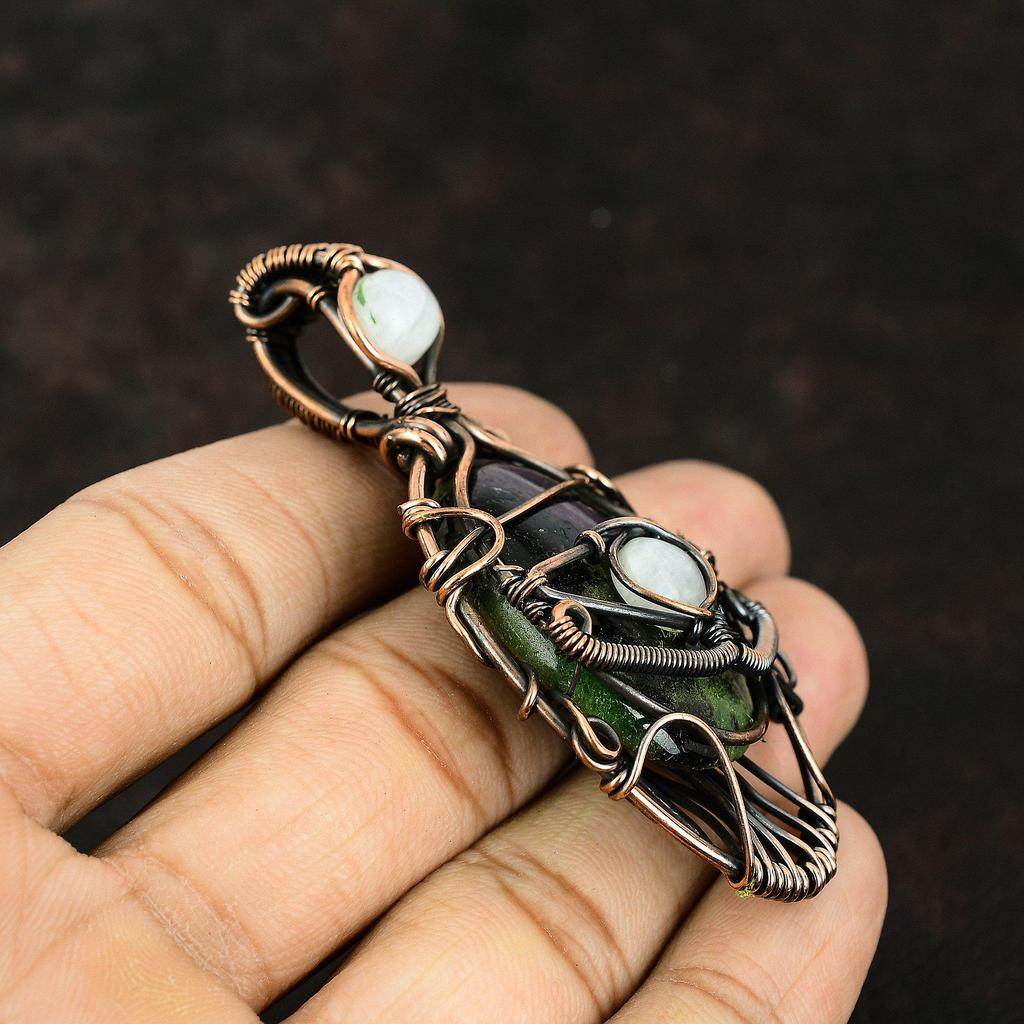 Подвеска из рубина в цоизите с медной проволокой, обернутая, драгоценный камень, медные украшения, лунный камень, украшения ручной работы, украшения от сглаза, дизайнерская подвеска, подарок