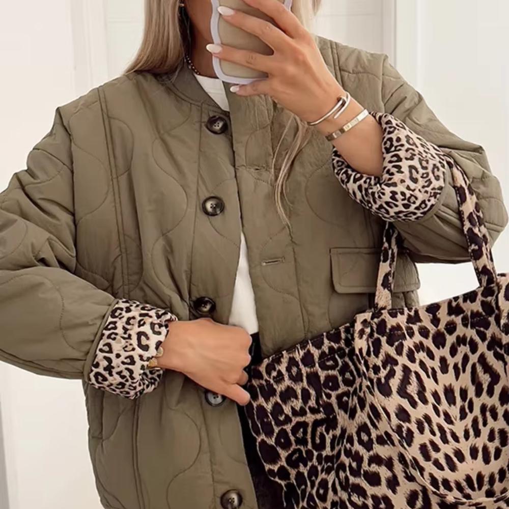 2025 Осень и зима Новая женская одежда Универсальный темперамент Длинные рукава Свободный однобортный стеганый леопардовый принт хлопковая куртка