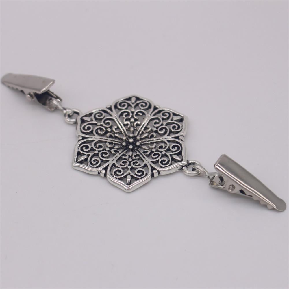 Fashion Retro New Hexagon Pattern Sweater Blouse Pin Duck Clip Clasps Shawl Brooch Cardigan Clip