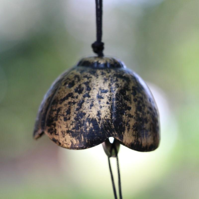 Japanese Style Cast Iron Wind Chime Decorative Hanging Ornament With Floral Home Interior
