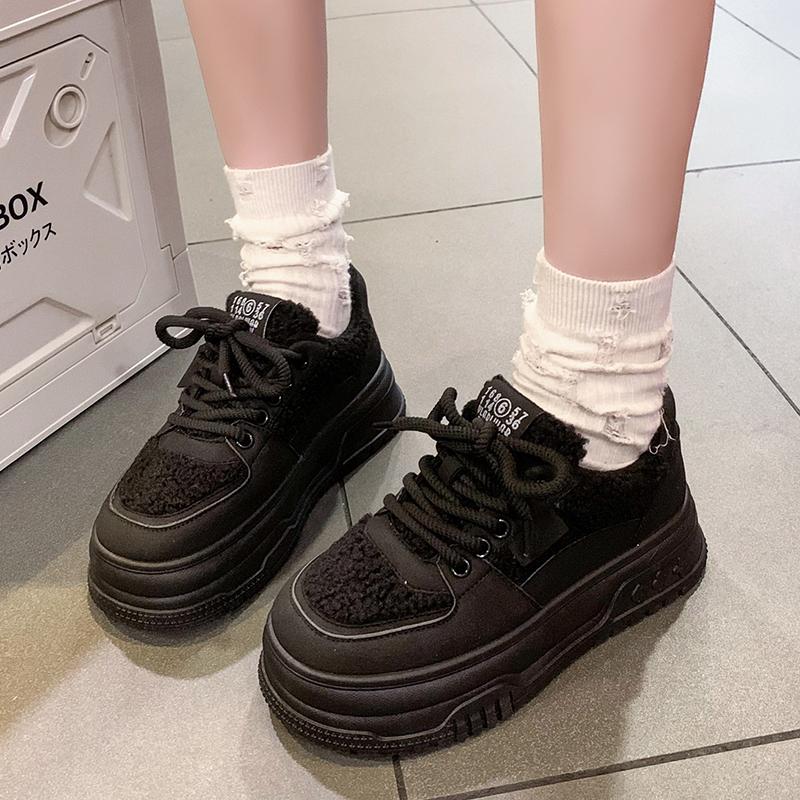 2024 Новый стиль Плюс Бархатные теплые модные и универсальные низкие кроссовки для женщин Простая удобная и повседневная женская обувь