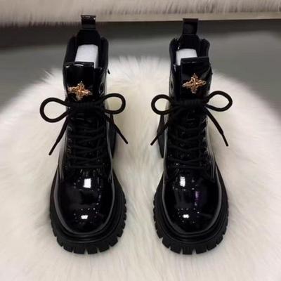 Женские ботинки Мартин из натуральной мягкой кожи, на толстой подошве, осень/зима 2025, универсальные ботильоны из лакированной кожи в британском стиле.