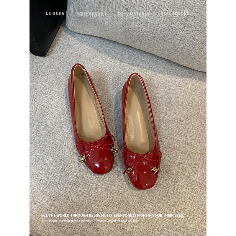 2025 новые весенне-осенние французские маленькие туфли на плоской подошве с увеличением внутренней высоты, женские балетки с бантом, с квадратным носком и мелким вырезом, одинарные туфли