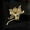 Stunning Flower Brooch Elegant Rhinestone Lapel Pins Mom And Wife Non-Allergenic Brooch For