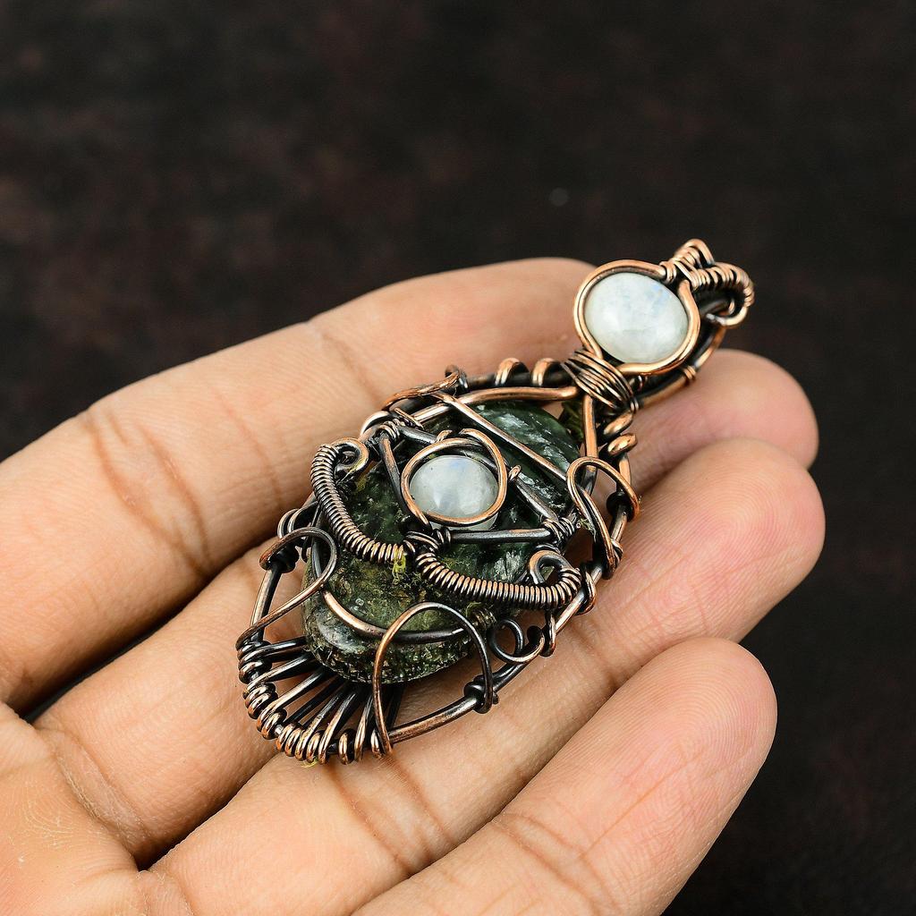 Подвеска из серафинита с медной проволокой в технике wire wrap, драгоценный камень, дизайнерские украшения, подвеска «Злой глаз» из радужного лунного камня, украшения ручной работы, подарок для него