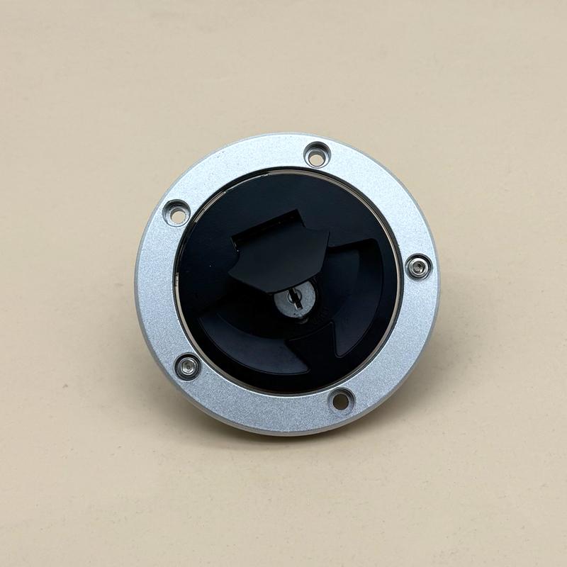 Fuel Gas Tank Cap Keys For Kawasaki ER400 ER-4N 2011-2013 ZX636 Ninja ZX-6R 2007-2014 Ninja ZX6R ZX600 2007-2008 Z750 Z800 Z1000