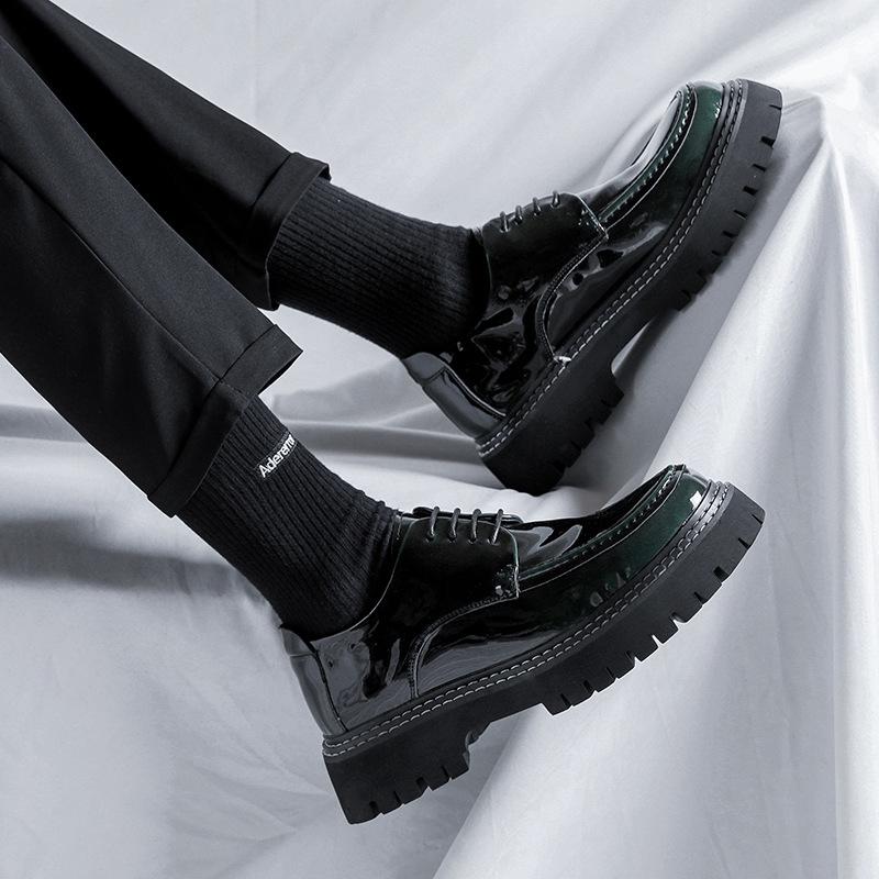 Весенние персонализированные глянцевые кожаные туфли мужские Muffin Hong Kong Style черные высокие британские молодежные лакированные туфли 3368-R