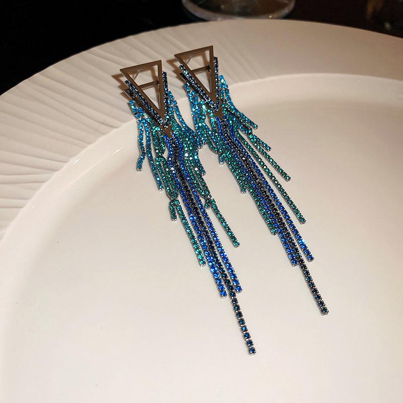 Винтажные серьги-пусеты с геометрическим узором в виде полого треугольника для женщин, черные, синие, длинные серьги-кисточки со стразами, циркон
