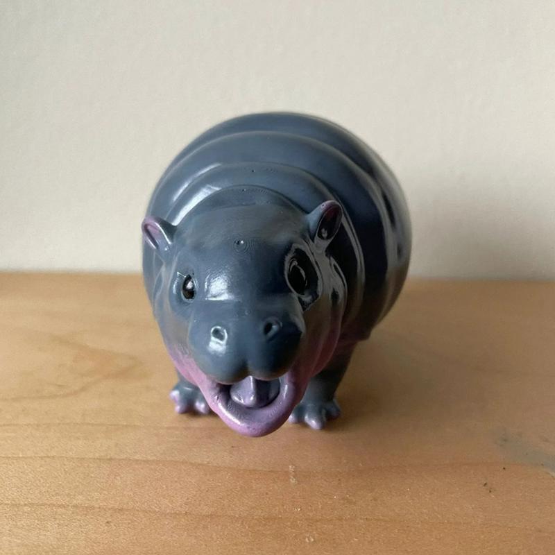 Hippo Figurines Resin Animal Small Statue Creative Funny Home Ornament Creative Desk Sculpture for Living Room Bookshelf Bedroom