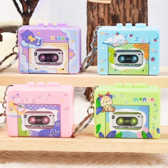 Retro Cassette Recorder Toy 10 Songs Play/Pause Function Tape Compartment Keychain Bag Decoration Fun Kids Voice Changer Pendant
