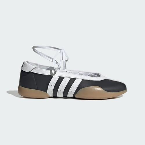 adidas Оригиналы Тхэквондо Мэй Основной Черный Облачно-Белый Жевательная резинка JR7031 Женский Размер