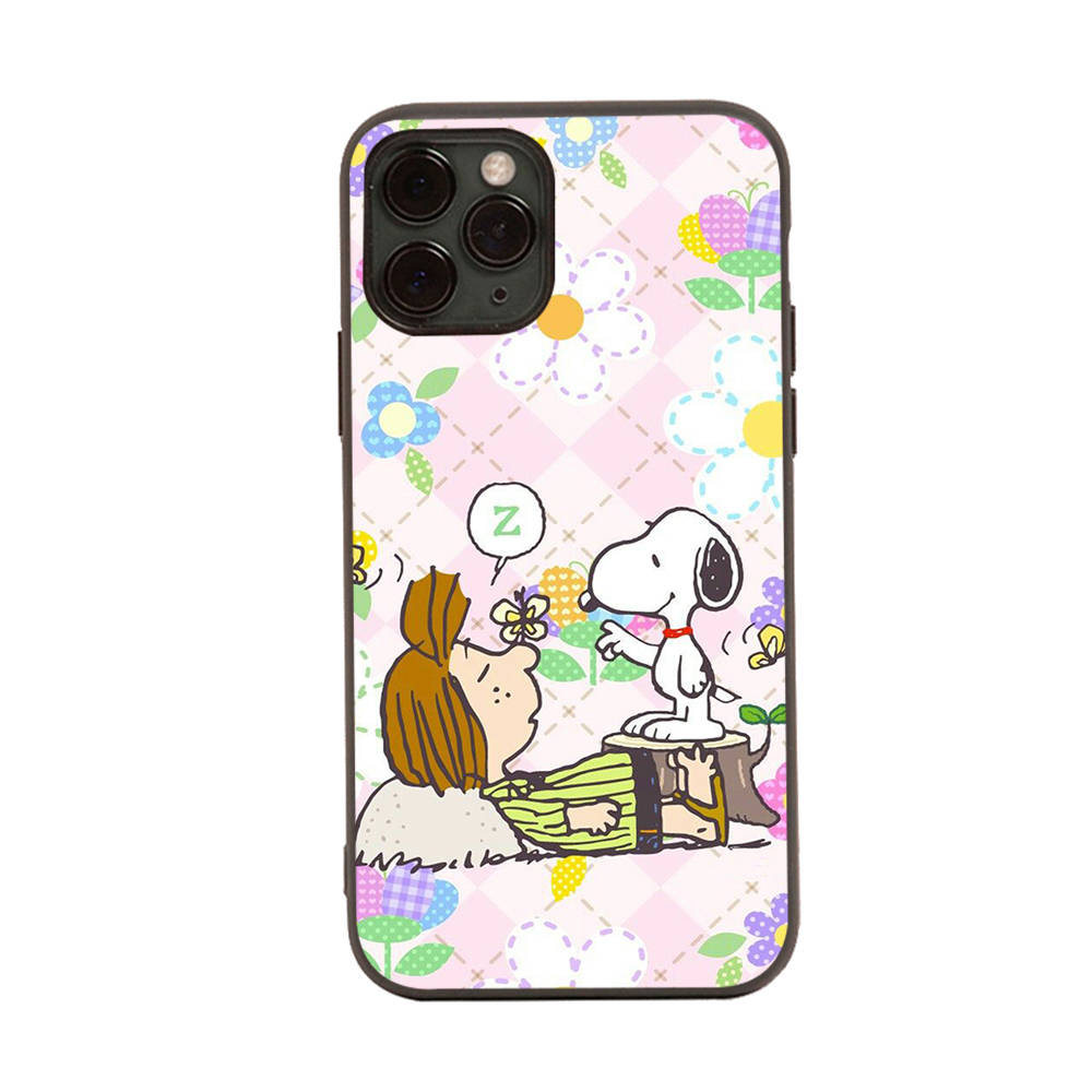 SM5 Snoopy Friend черный мягкий чехол для iPhone 16 15 Plus 14 13 Pro 8 SE XR XS Max P30 Nova 5T Y5P Y6 Y7 Y8P Y9 Realme C30 C33 C31 VIVO Y36 V27