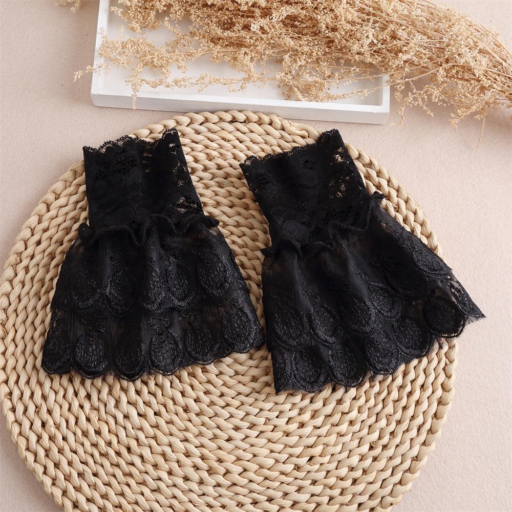 Women Fake Sleeves Sweater Dethachable Cuffs Decorative Lace Floral Embroidery Pleated Wrist False Sleeves Fake Cuff