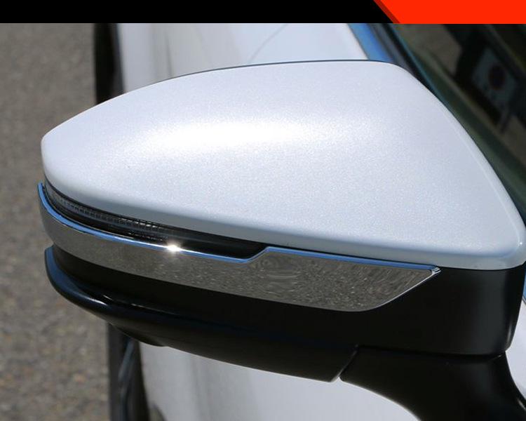 Наклейки на зеркало заднего вида Toyota Aqua 25: противоударная накладка и яркая полоса