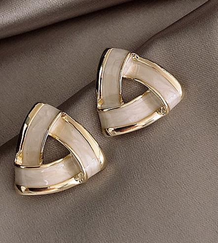 Simple And Exquisite Net Red Small Triangle Oil Drip Earrings Beautiful Wedding Gift Jewelry Earrings Accessories Stud Earrings