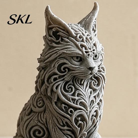 Modern Cat Desktop Accessory 3D Printed Maine Ornaments, Figurine for Table Decor, Cool Non-tip Ornament Sculpture with Intricate Details, Gifts