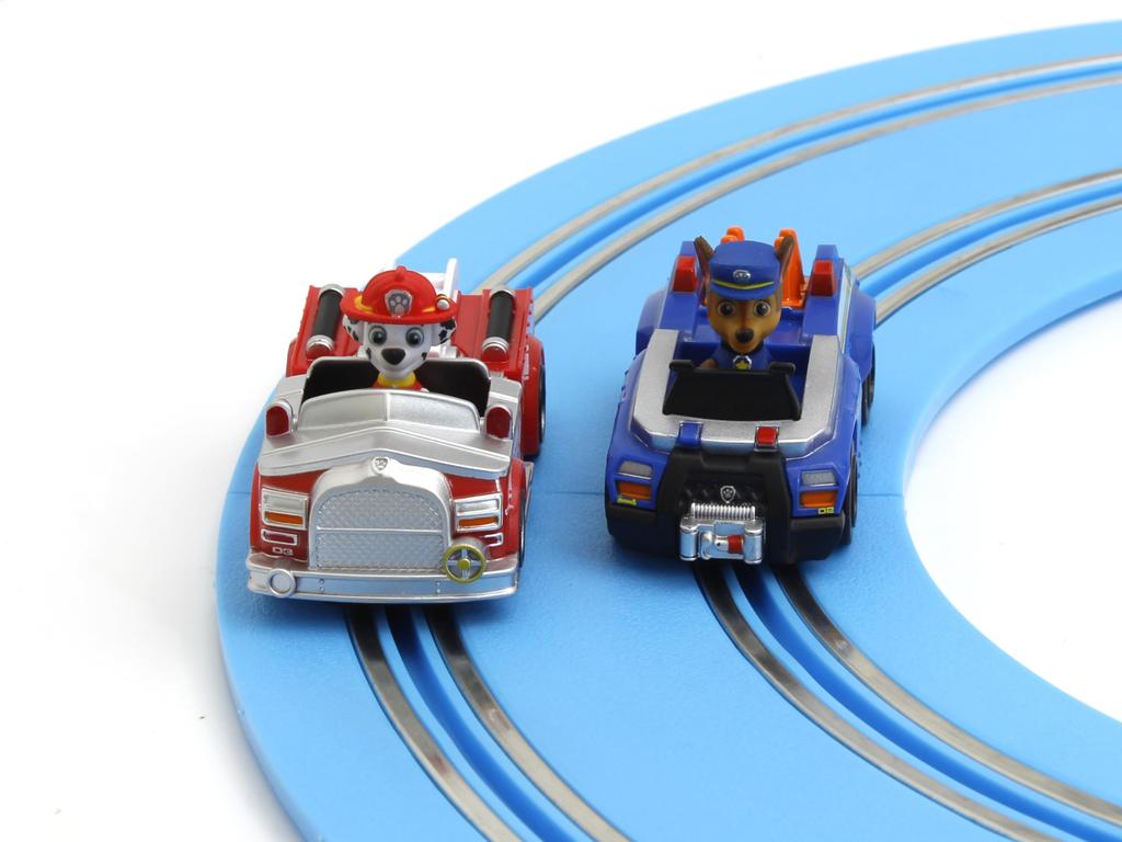Kyosho Egg Paw Patrol Chase Marshall Carrera First Let's Run! & Men's