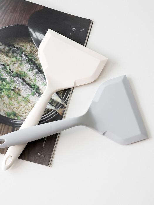 Силиконовая лопатка для омлета kamomekitchen