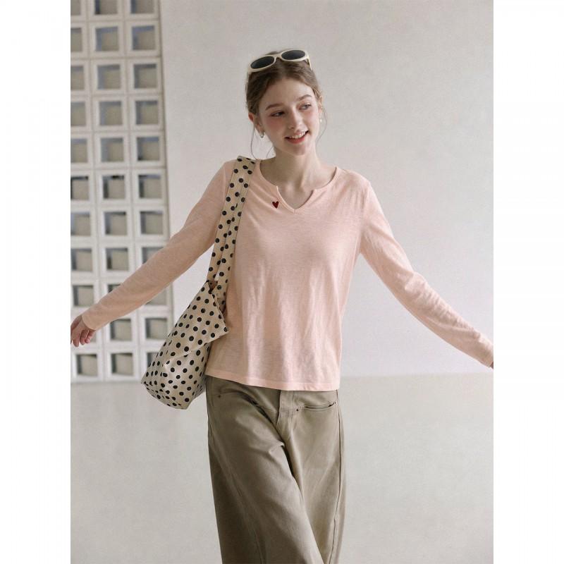 Womens White V-Neck Long Sleeve Loose T-Shirt With Heart Embroidery 2026 Lightweight Breathable Tencel Knit Top