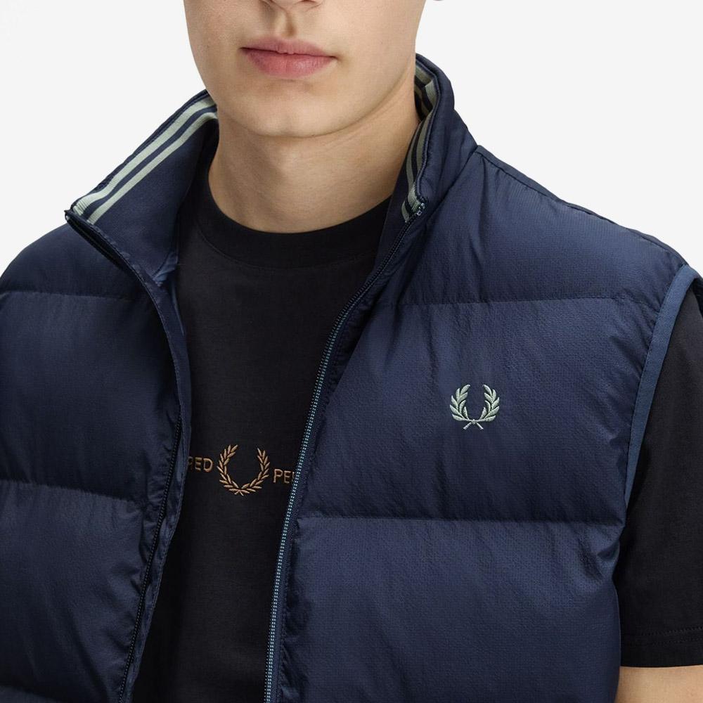 Fred Perry [Спорт] Утепленный жилет - Темный A-Force Afpm2538522-738