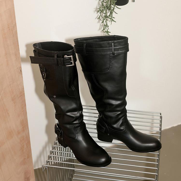 2025 новые женские замшевые ботфорты цвета хаки с круглым носком и пряжкой на ремне, на низком каблуке, с тонкими складками