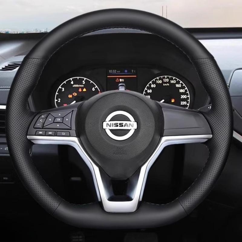 Hand Stitched non-slip black white  Leather Car Steering Wheel Cover For Nissan X-Trail Qashqai Rogue (Sport) 2017-