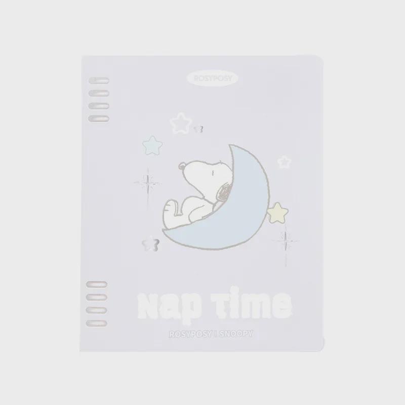 Блокнот в мягкой обложке RosyPosy Snoopy: Кремовый блокнот с цветными страницами, наклейками и горизонтальными линиями.