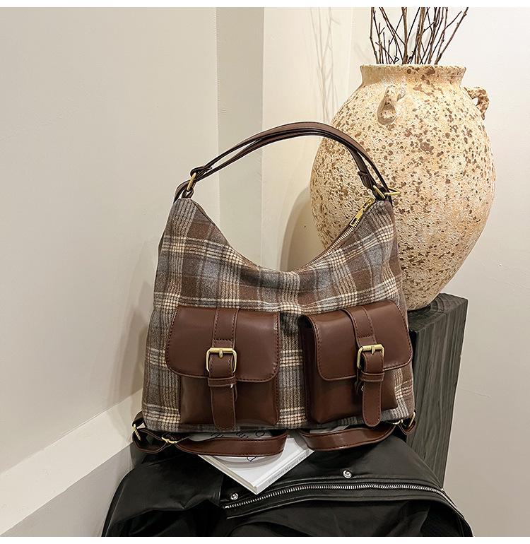 Сумка через плечо из шерсти в стиле ретро 2024 года контрастного цвета — трансграничная мода на осень/зиму