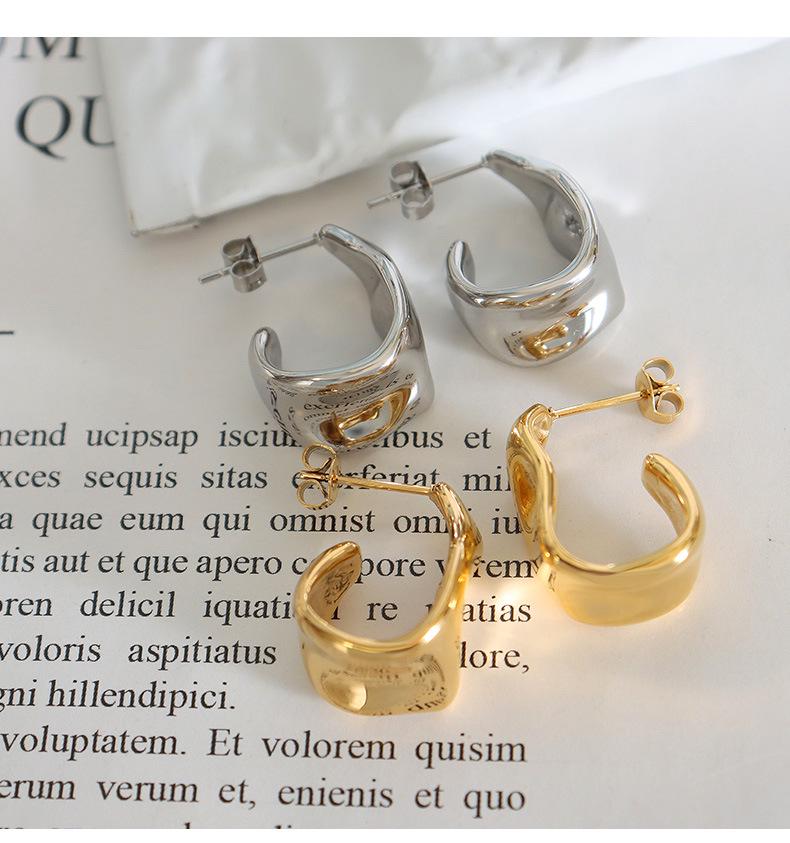 2022 French Niche Irregular Geometric Metal Earrings - Non-fading Women's Design