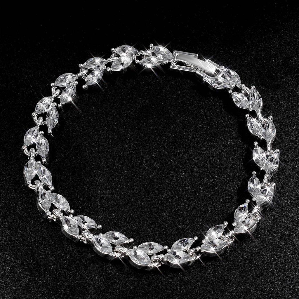 Light Green Zircon Willow Leaf Bracelet for Women - European and American Style